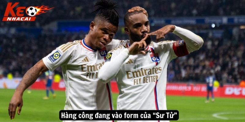 Hàng công đang vào form của "Sư Tử Rhone" 