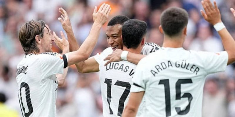 Mbappe là chổ dựa tinh thần của Real trong thời kì khủng hoảng