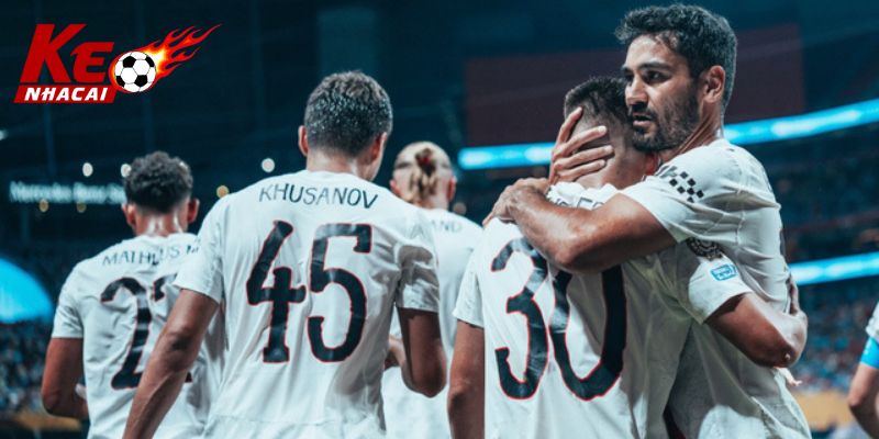 Tin tức bóng đá và sự nổi bật của Echeverri trong trận Man City đấu với Al Ain